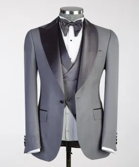 Cambridge tuxedo suit