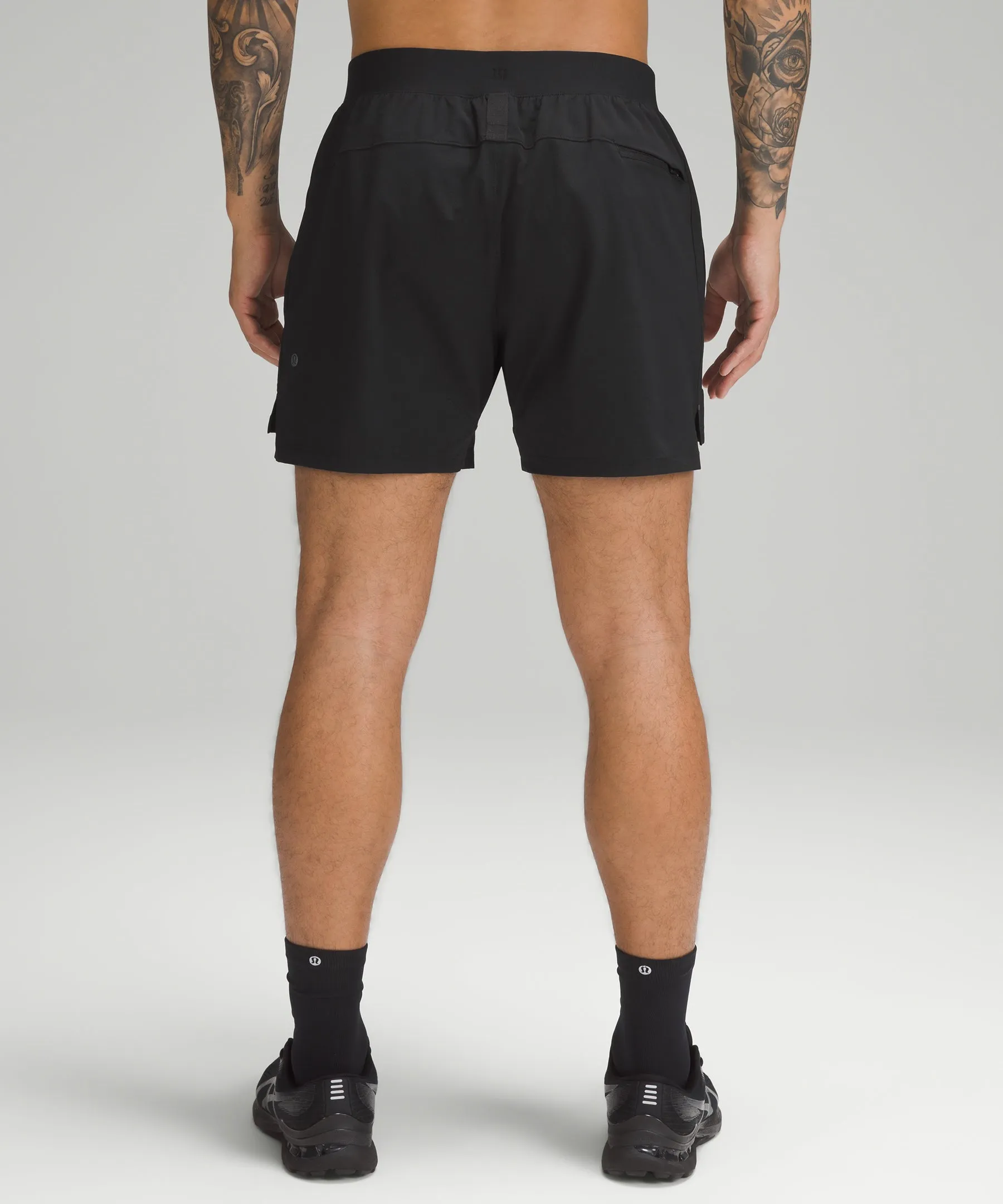 LULULEMON BLK LICENSE TO TRAIN SHORT 5